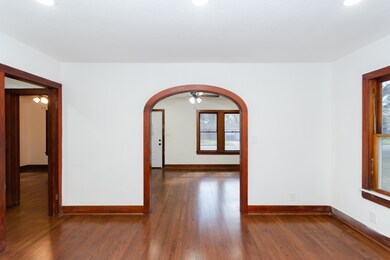 608 W Dumble St, Alvin, TX 77511 - photo 7