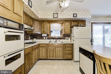 308 Lippincott Ave, Riverside, NJ 08075 - photo 6