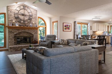 319_Blue_Isle_Dr-3