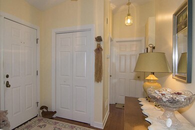 4. entrance_6741