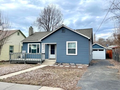 2345 Applegate Ave, Klamath Falls, OR 97601 - photo 2