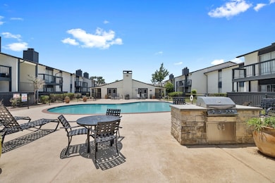 10101 Forum Park Dr unit 2020, Houston, TX 77036 - photo 6