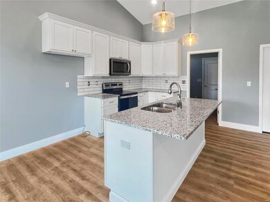 1823 Wellington Ln, Maryville, IL 62062 - photo 7