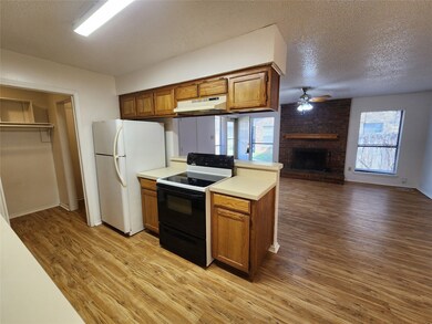 1061 Irene St, Burleson, TX 76028 - photo 7