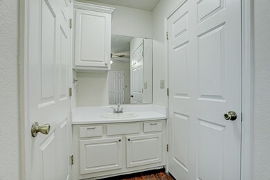 16711 N Wayne Ln unit 3, Pearland, TX 77584 - photo 6