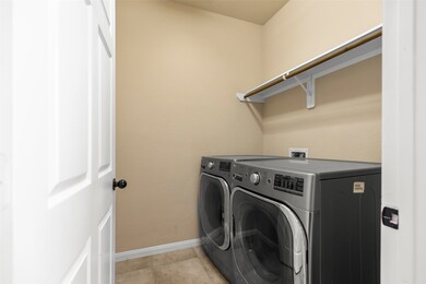 6142 Wickshire Dr, Rosenberg, TX 77471 - photo 7