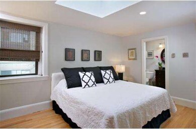 43 Saint Botolph St unit 104, Boston, MA 02116 - photo 3