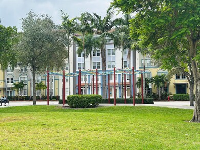 Sole' Fort Lauderdale unit 341, Fort Lauderdale, FL 33301 - photo 2