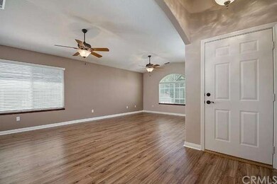 18146 Deer Park Ln, Victorville, CA 92395 - photo 5