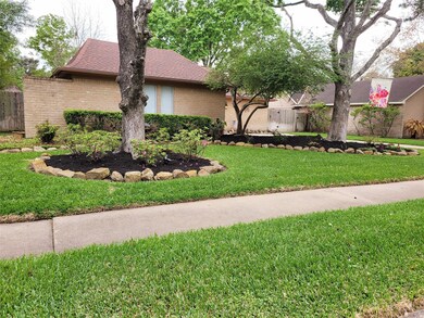 15411 Glenwood Park Dr, Houston, TX 77095 - photo 2