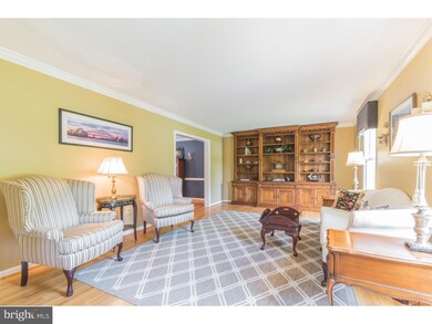 914 Brookmont Cir, Malvern, PA 19355 - photo 4