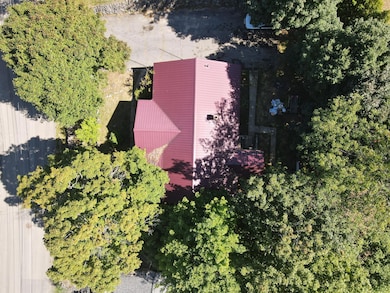 26 Pleasant St, Millinocket, ME 04462 - photo 5