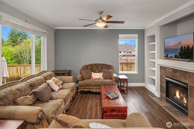 Living room with built-ins on both sides of the fireplace