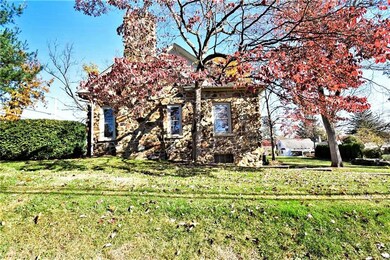 2224 W Highland St, Allentown, PA 18104 - photo 3