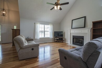 Enjoy your gas fireplace on those cold winter nights! 3042 Argyle Ave, Murfreesboro, TN 37127