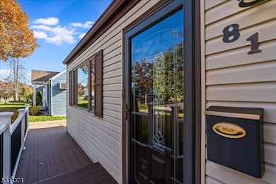 81 Maple Hill Rd, Clifton, NJ 07013 - photo 3