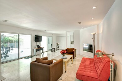 10002 Holly Springs Dr, Houston, TX 77042 - photo 5