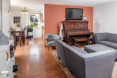 Living Room_DMD_5246-Edit