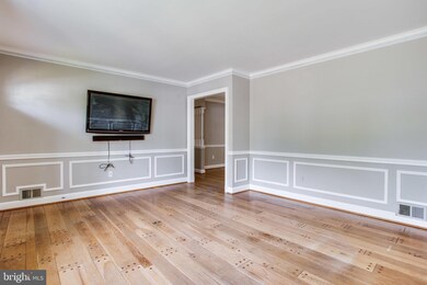 410 Yeonas Dr SW, Vienna, VA 22180 - photo 7