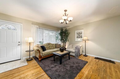 Welcoming Family Room