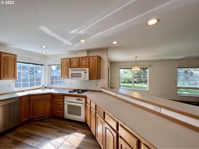 885 Lund Ln, Baker City, OR 97814 - photo 6