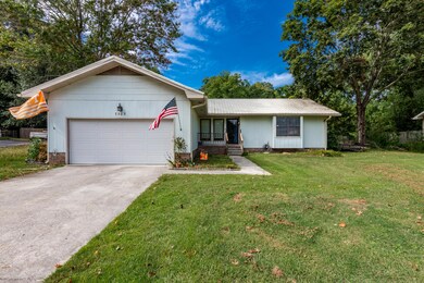 7303 Shamrock Ln-1