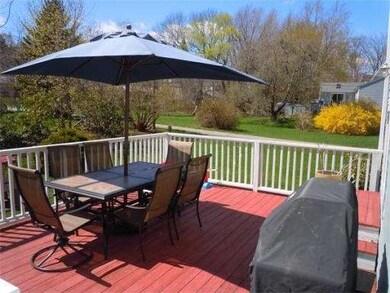 15 Horton St, Amesbury, MA 01913 - photo 5