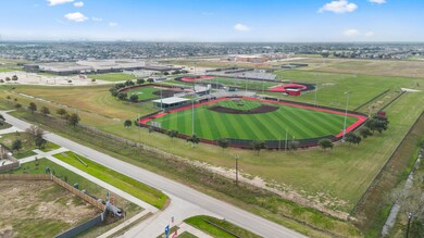 6202 Bayou Birch Ln, Baytown, TX 77521 - photo 6