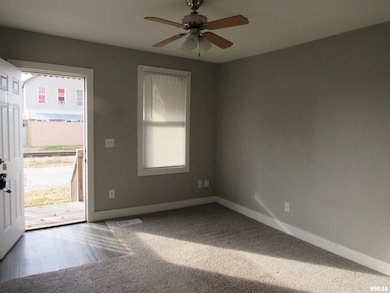 1208 W 5th St, Davenport, IA 52802 - photo 3