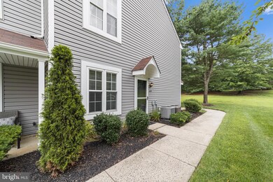 329 Surrey Ct unit 329, Sewell, NJ 08080 - photo 3