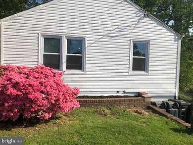 322 Carmody Hills Dr, Capitol Heights, MD 20743 - photo 2