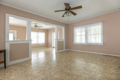 Dining Rm