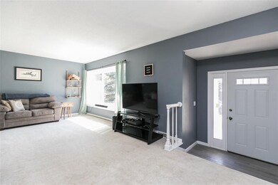 5034 Broadview Dr SE, Cedar Rapids, IA 52403 - photo 4