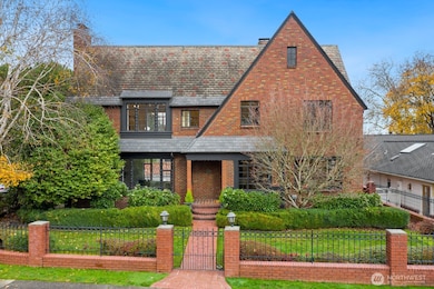 1994 Shenandoah Dr E, Seattle, WA 98112 - photo 3