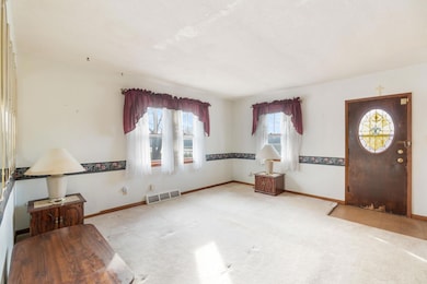 1526 Logan Ave, Waterloo, IA 50703 - photo 5