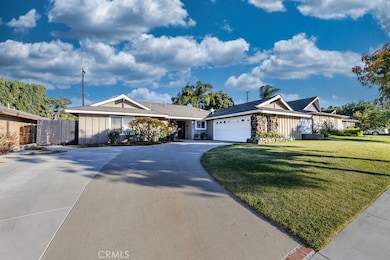 130 N Lohrum Ln, Anaheim, CA 92807 - photo 2