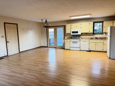 520 Scarlet Ohara Dr, Summersville, WV 26651 - photo 3