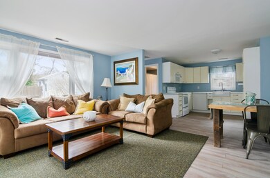 292 Route 28 4 West Harwich - Living