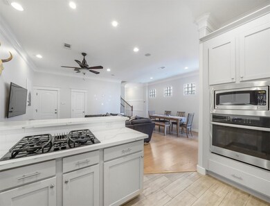 804 Enid St unit B, Houston, TX 77009 - photo 7