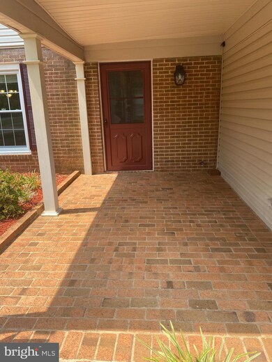 15008 Narrows Ln, Bowie, MD 20716 - photo 3