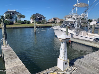 409 Island Dr unit 54, Beaufort, NC 28516 - photo 3