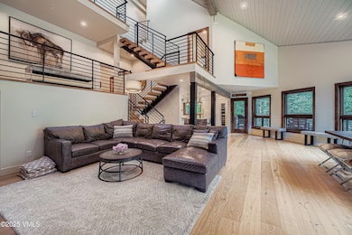 Summer Living Room 2