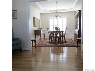 Dining Room tray ceiling