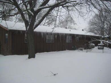 2423 White Oak Tr, Dunn, WI 53575 - photo 2
