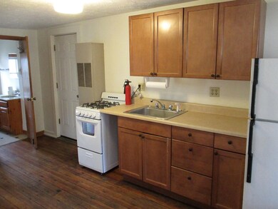 130 Roxbury St unit 3, Keene, NH 03431 - photo 3