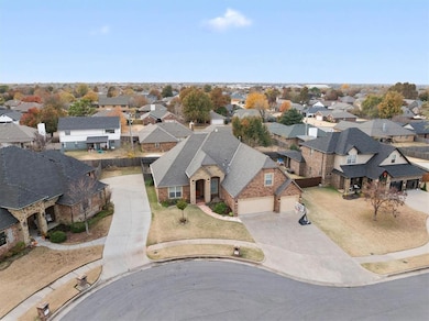 17709 Griffin Cove Ct, Edmond, OK 73012 - photo 4