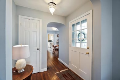 Entry/Foyer