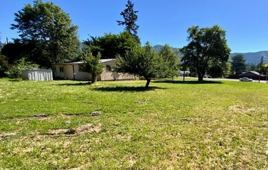 1550 NW Highland Ave, Grants Pass, OR 97526 - photo 6