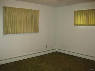 1499 Verona Ave, Pen Argyl, PA 18072 - photo 6