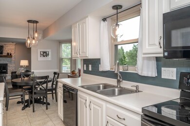 6293 Foxwood Ct, Liberty Township, OH 45044 - photo 6